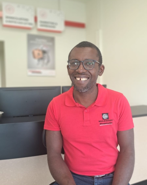 Portrait d'une reconversion en franchise réussie avec Christian TOTOUOM, franchisé Mail Boxes Etc. à Brumath