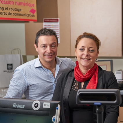 Interview de Jessica et Foued TOUENTI, franchisés MBE de Toulouse