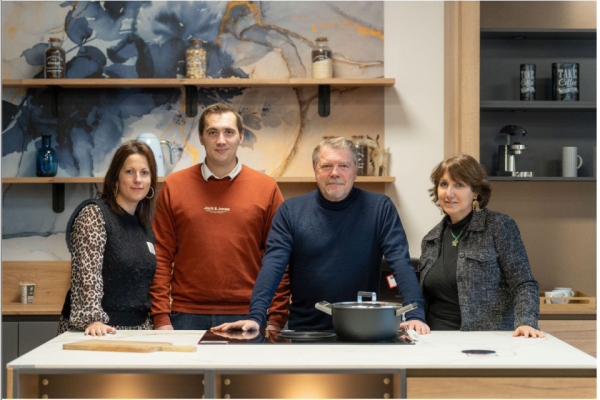 Franchise Cuisines Références : transmission d’entreprise, zoom sur la reprise familiale du magasin Le Quesnoy
