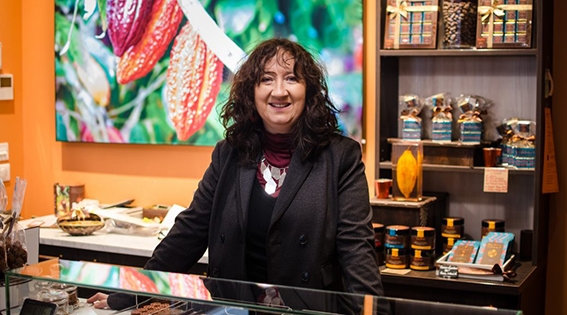 Interview de Laurence, responsable boutique Yves Thuriès Chocolatier-Récoltant à Paris 8