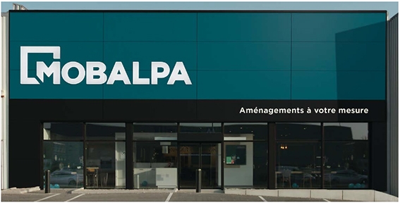 Franchise Mobalpa : le réseau renouvelle ses façades et déploie son nouveau concept magasin à pleine vapeur