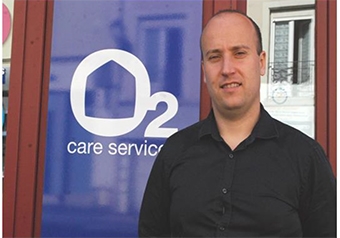 Franchise O2 Care Services : Anthony Ardillon reprend l'agence de Sillé-le-Guillaume et recrute 6 CDI