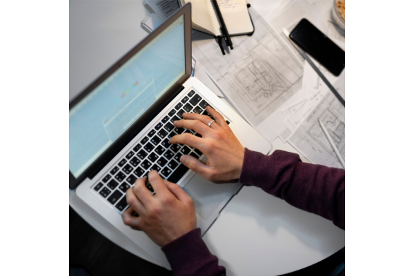 Franchise DOMetVIE : une plateforme digitale pour relier franchisés et installateurs locaux