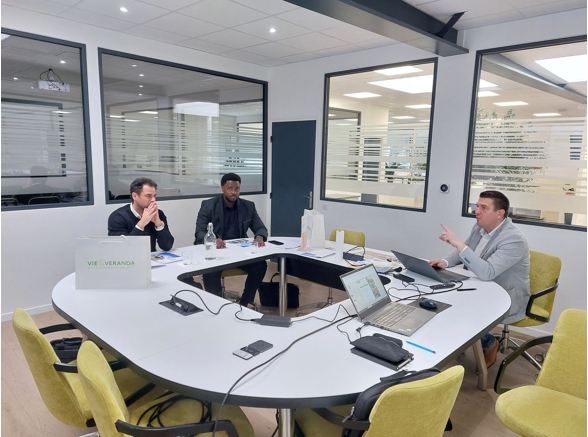 Franchise Vie & Véranda : pour entreprendre en franchise, il faut d