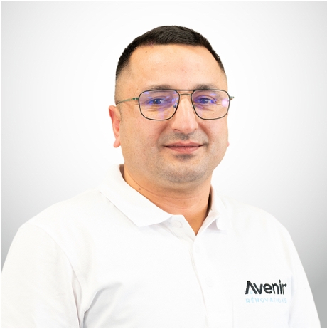 Interview de Victor Douard, franchisé de l'agence Avenir Rénovations à Sainte-Geneviève-des-Bois (91) 