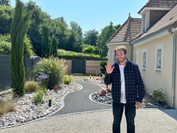 Franchise Daniel Moquet : le voici, le voilà, notre nouveau spot TV !