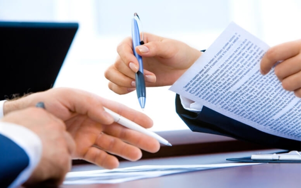 Clause de non affiliation et de non-concurrence d'un contrat de franchise